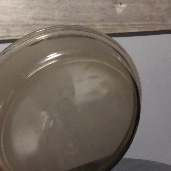 Vintage Pyrex brown pie plate 209 - Picture 4 of 6